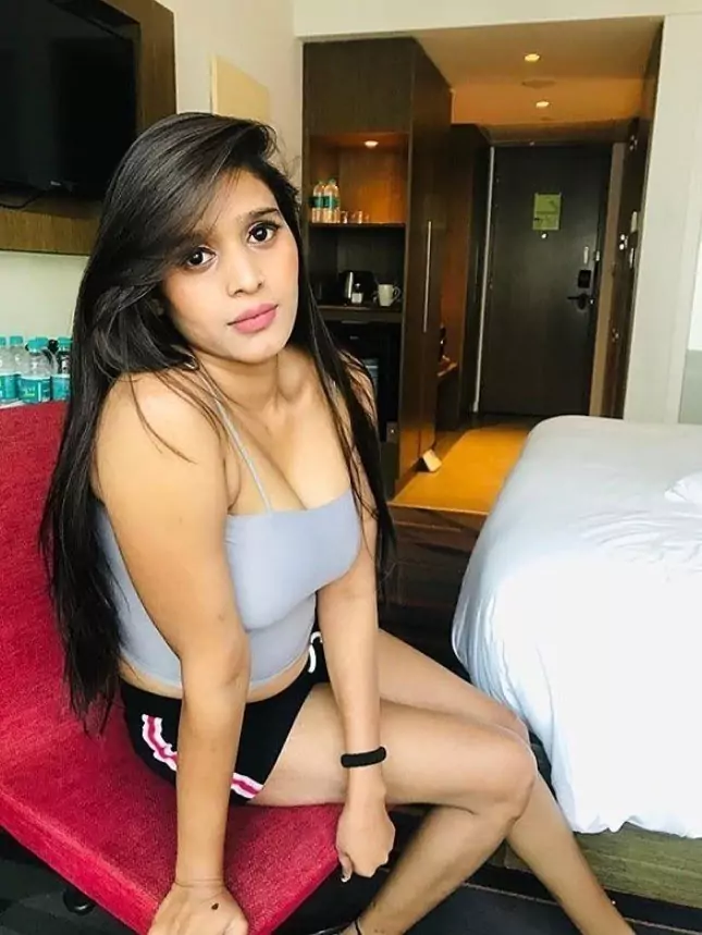 कॉल गर्ल्स सर्विस थालास्सेरी